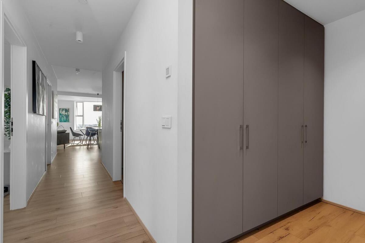 Spacious Luxury 3Br Apartment With 2 Bathrooms 1003 Ρέυκιαβικ Εξωτερικό φωτογραφία